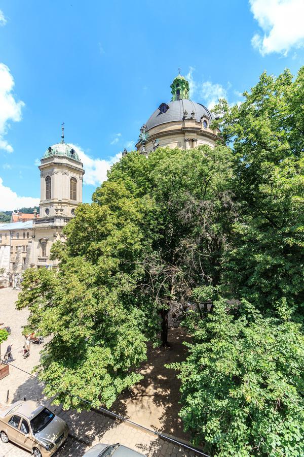 Dominicana L Apartments L Lviv Historical City Center Esterno foto